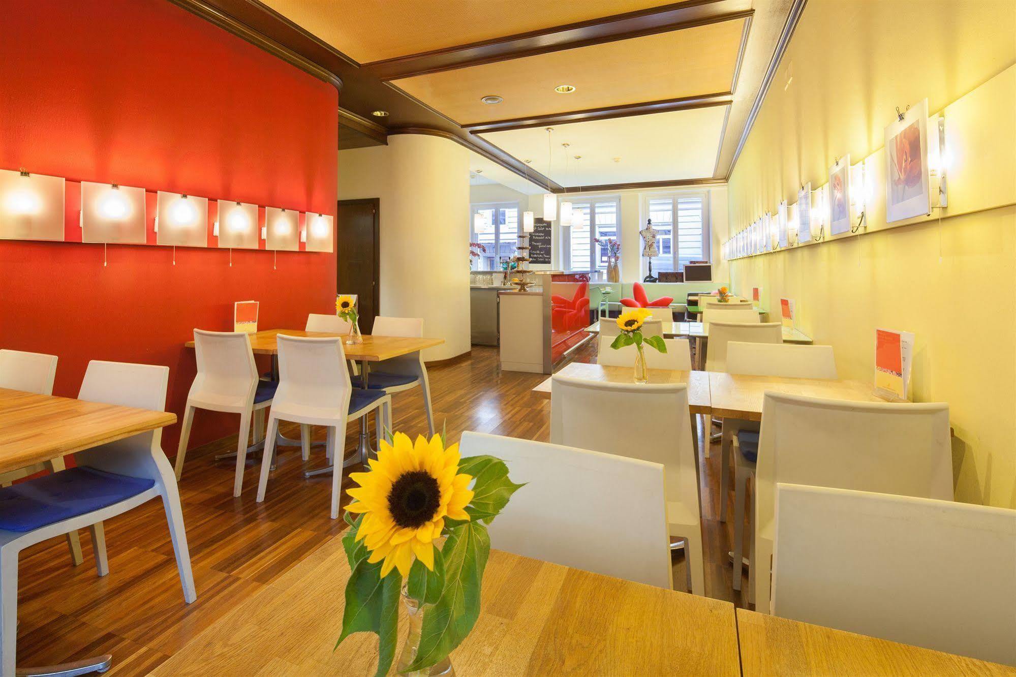 Hotel Ambassador โซโลทูร์น ภายนอก รูปภาพ