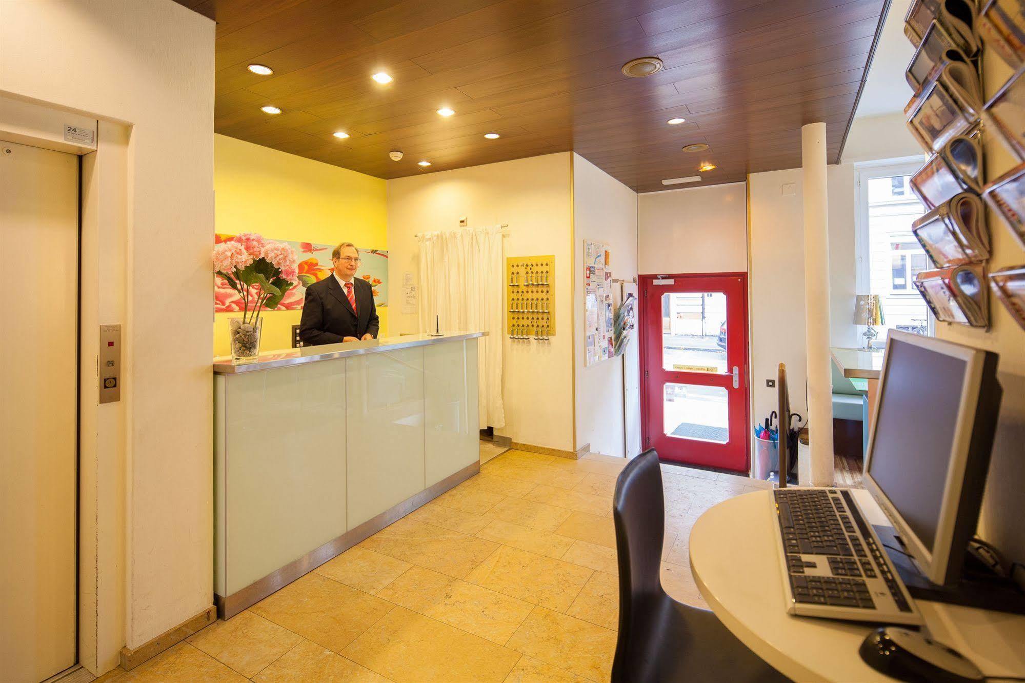 Hotel Ambassador โซโลทูร์น ภายนอก รูปภาพ